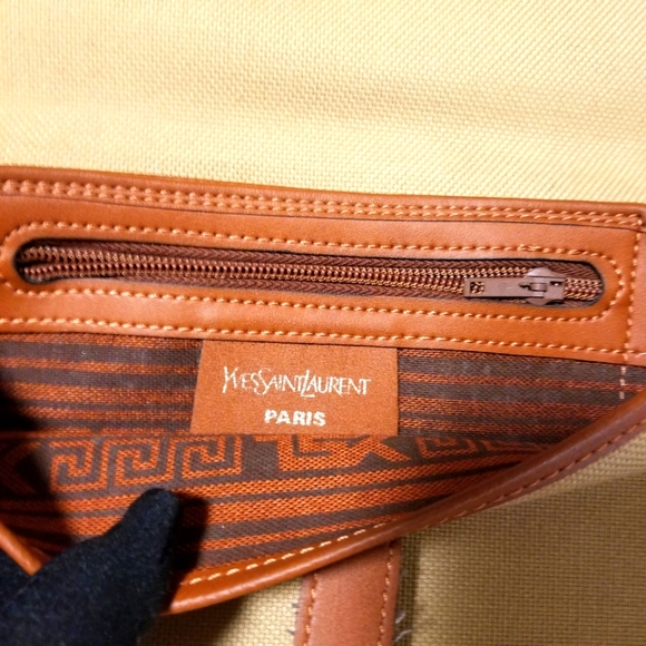 Vintage 1980's YVES SAINT LAURENT Canvas & Leather Clutch. - Picture 9 of 9